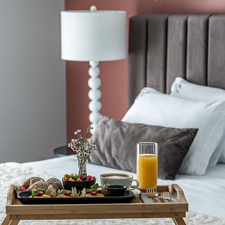 Oginski Hotel Плунґє Екстер'єр фото